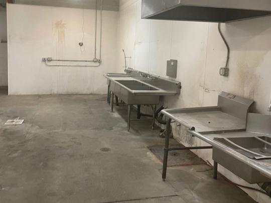 property1_1125-se-division_kitchen_web1744330108-26079721744330108-2607972.jpg