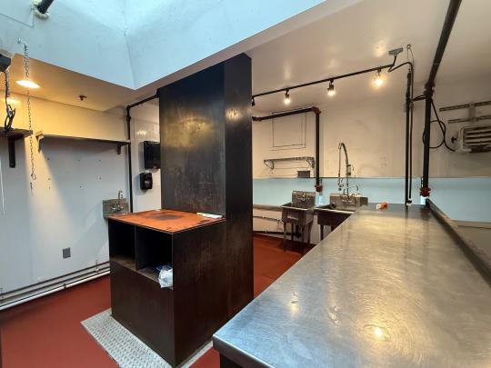 property1_1128-sw-alder_interior-081752016606-1888951752016606-188895.jpg