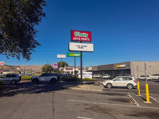 property1_1455-w-6th-st_-41793058509-2380802.jpg