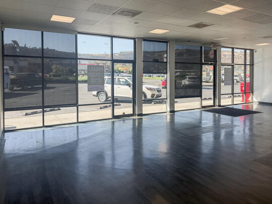 property1_1455-w-6th-st_-61793058509-2380896.jpg