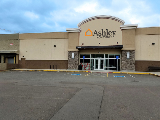 Roseburg Valley Mall