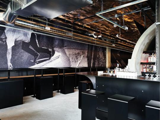 property1_yard-restaurant_interior_01_web1755644332-18200021755644332-1820002.jpg